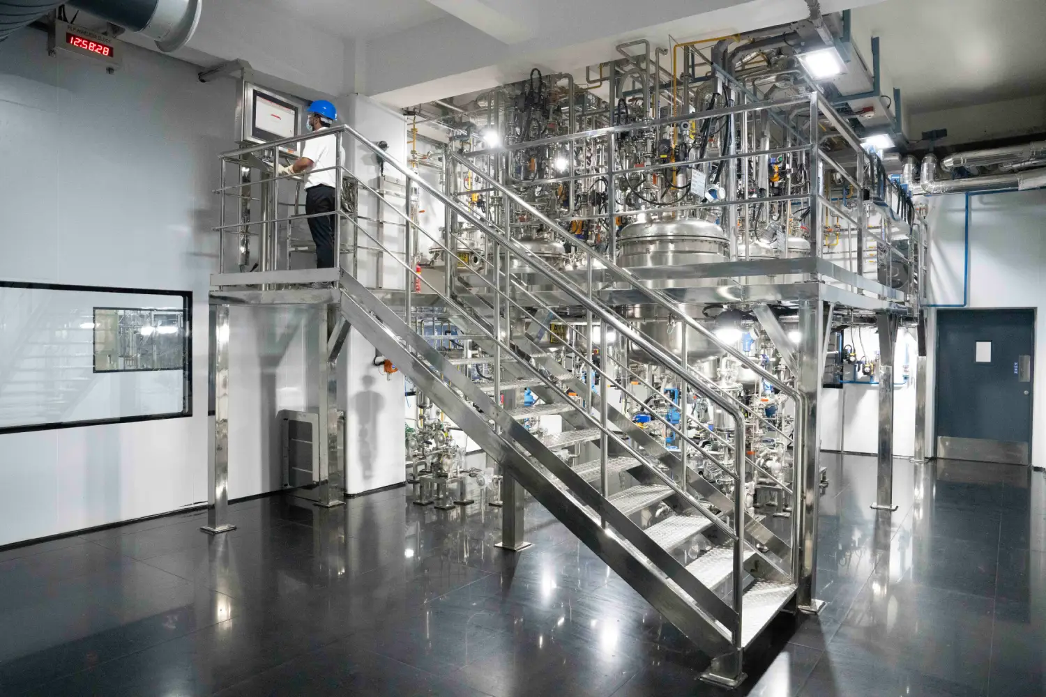 Solid Phase Peptide Synthesis (SPPS)